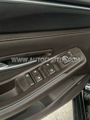 Xe VinFast Lux A 2.0 Tiêu chuẩn 2022