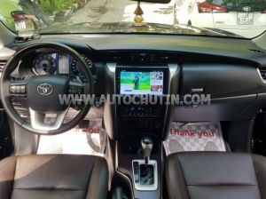 Xe Toyota Fortuner 2.7V 4x2 AT 2017