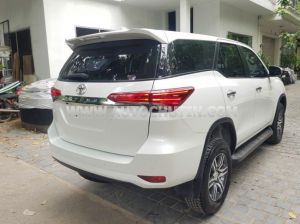 Xe Toyota Fortuner 2.4L 4x2 AT 2024