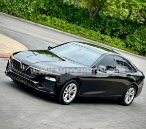 Xe VinFast Lux A 2.0 Base 2.0 AT 2020
