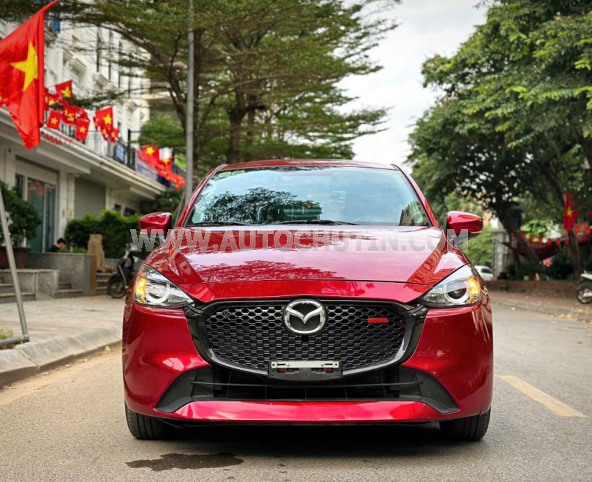 Mazda 2 1.5 AT 2025