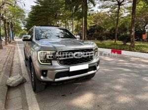 Xe Ford Everest Titanium 2.0L 4x2 AT 2022